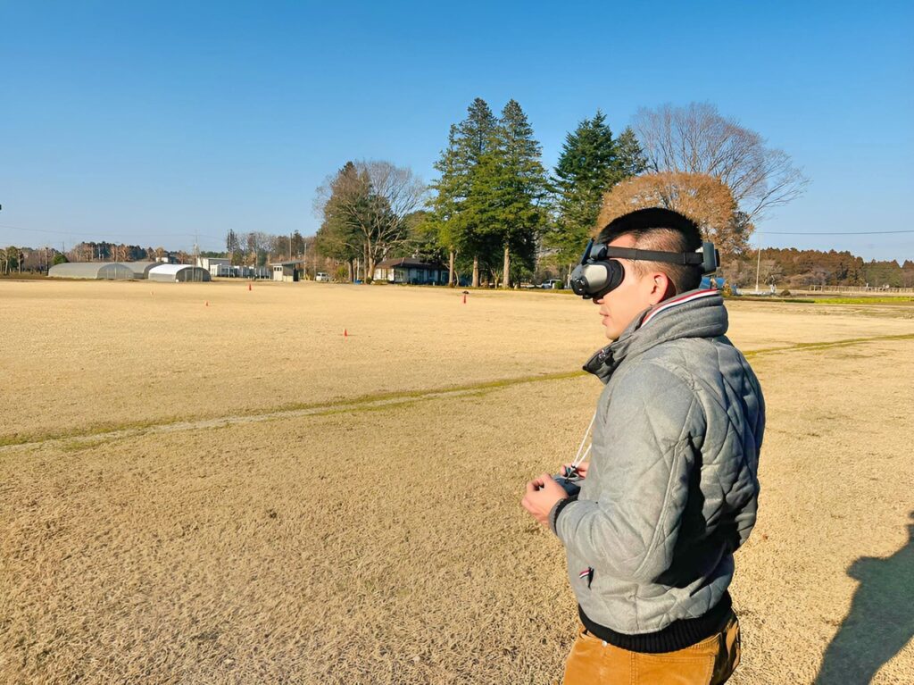 広大な空域である鯉淵学園キャンパスならではの操舵訓練、FPV。OGOBはいつでもフリーキャンパスです