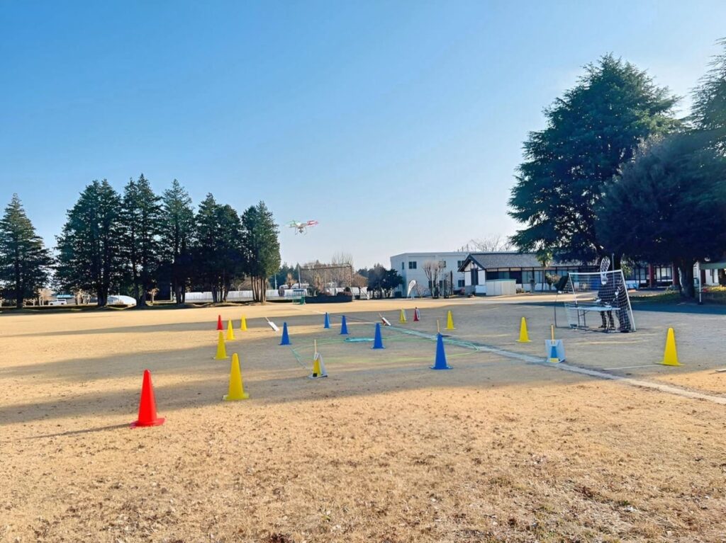 午前中はほぼ無風ですが、夕方になると微風のため機体動作に影響が出ます