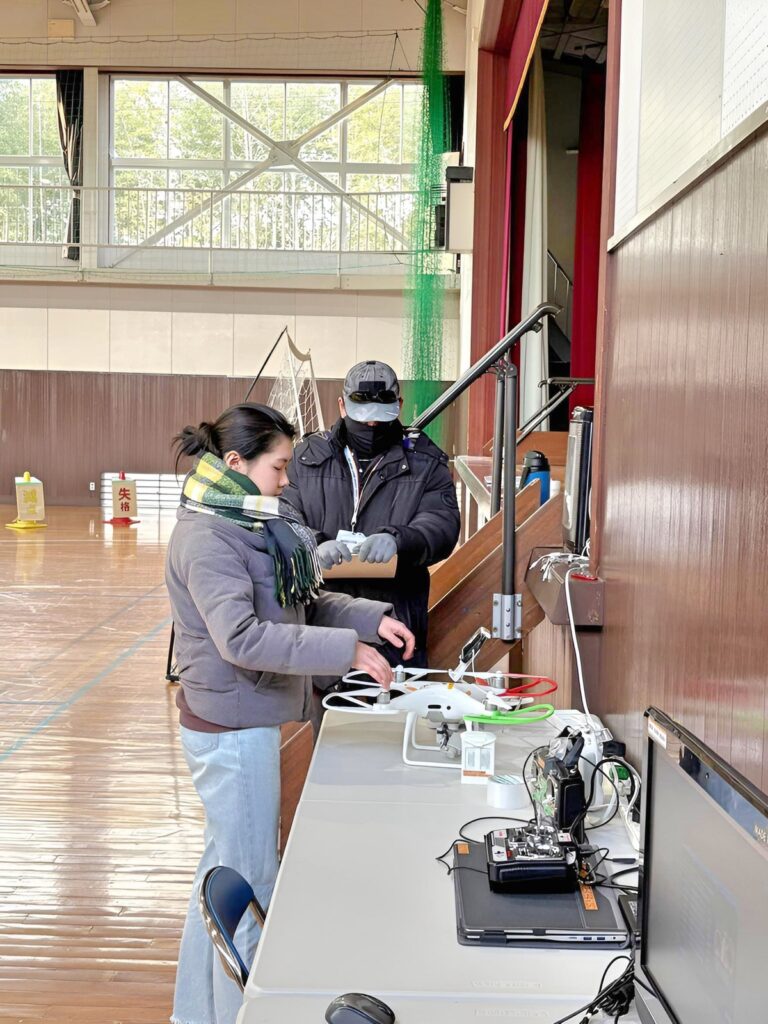 「飛行前点検」16大項目に及ぶ重要箇所（パーツ）目視緩衝点検を実施します