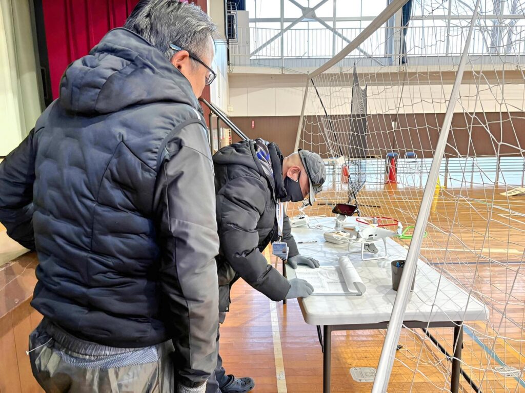 「日常点検記録」「飛行後記録」記入漏れを確認します。不正確、漏れ等は減点（-10点）になります