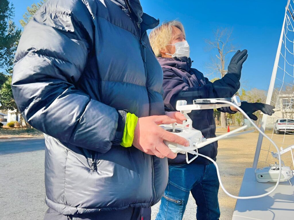 当て舵のコツや風速対応の仕方など、随時アドバイスを送ります。口では簡単でやるが難しです