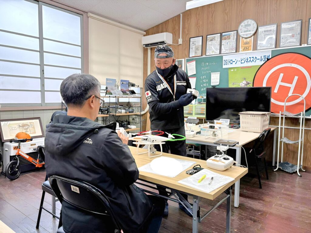ドローン基本学から飛行前後点検。実地行動は基本飛行