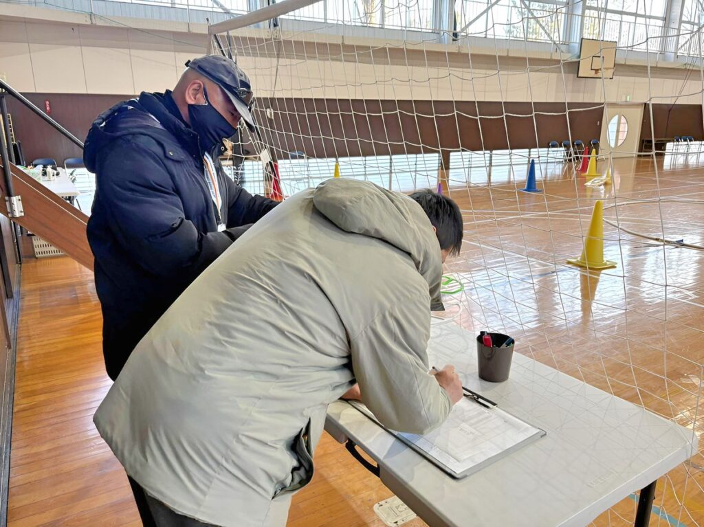 「日常点検記録」「飛行後記録」の記入。必須事項で詳細を記録記入します