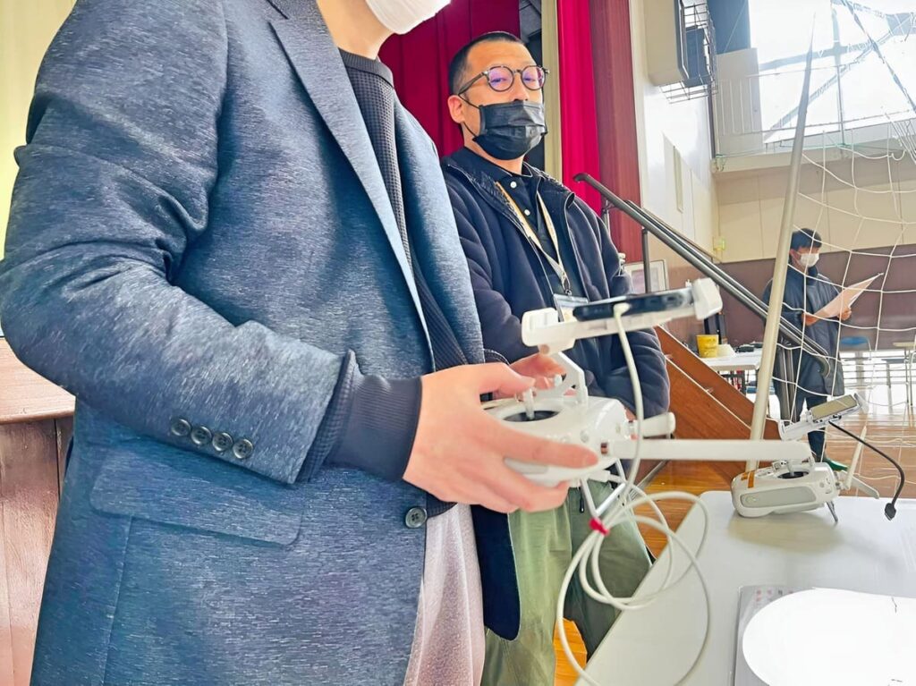 8の字飛行を特化訓練。思うような操舵ができず、今は我慢の時です。飛行に集中して行きます