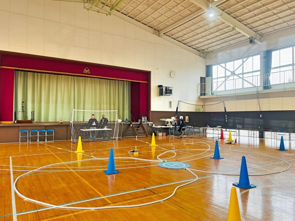 8の字飛行開始です。8の字制するもの不合格者なし‼︎と言うほどポイント飛行になっています