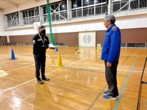 「講評」「合否判定」総体的な総評した後合否通告