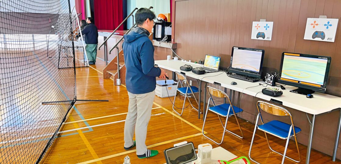 実技・シュミレーター・飛行前後点検・三つのブースを用意しています